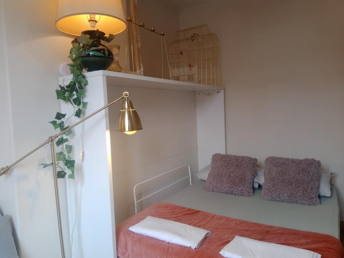 Paris Authentic House Small, Bright And Calm Studio Exterior photo