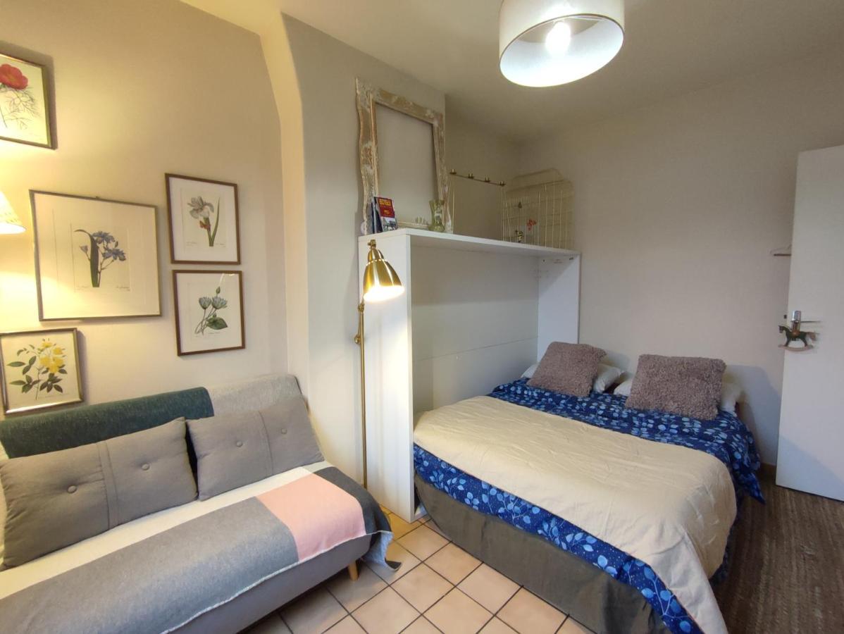 Paris Authentic House Small, Bright And Calm Studio Exterior photo