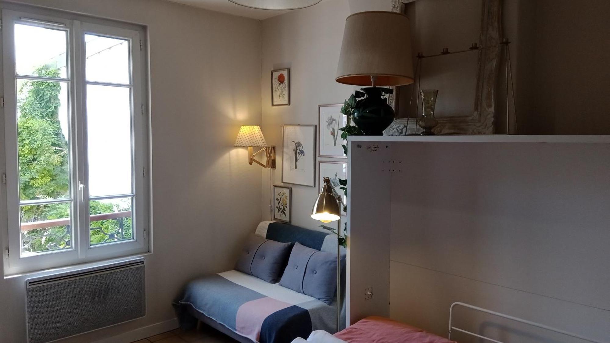 Paris Authentic House Small, Bright And Calm Studio Room photo